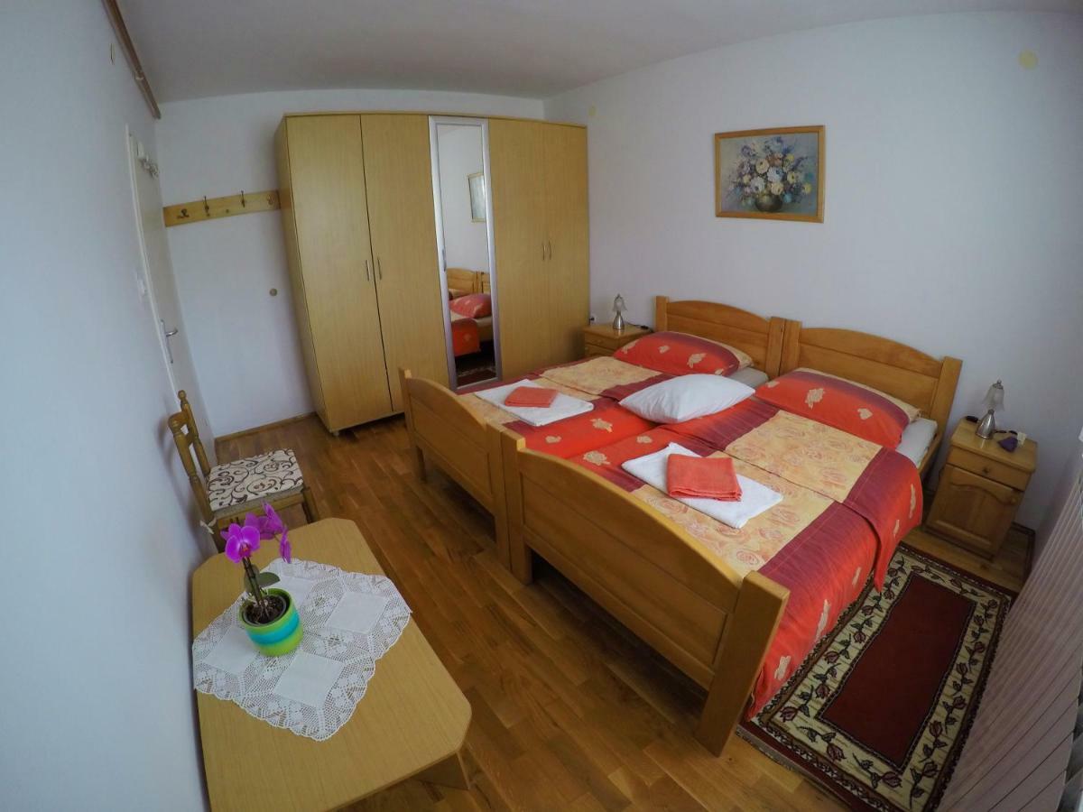 Apartman Matej Apartment Otočac Exterior foto