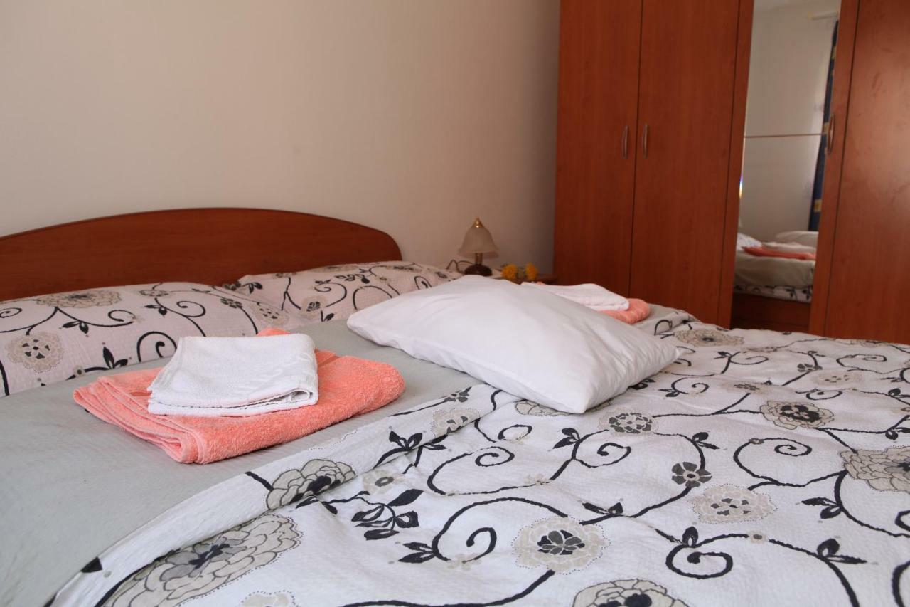 Apartman Matej Apartment Otočac Exterior foto